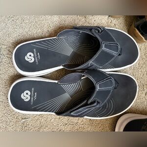 Cloudsteppers flip flops